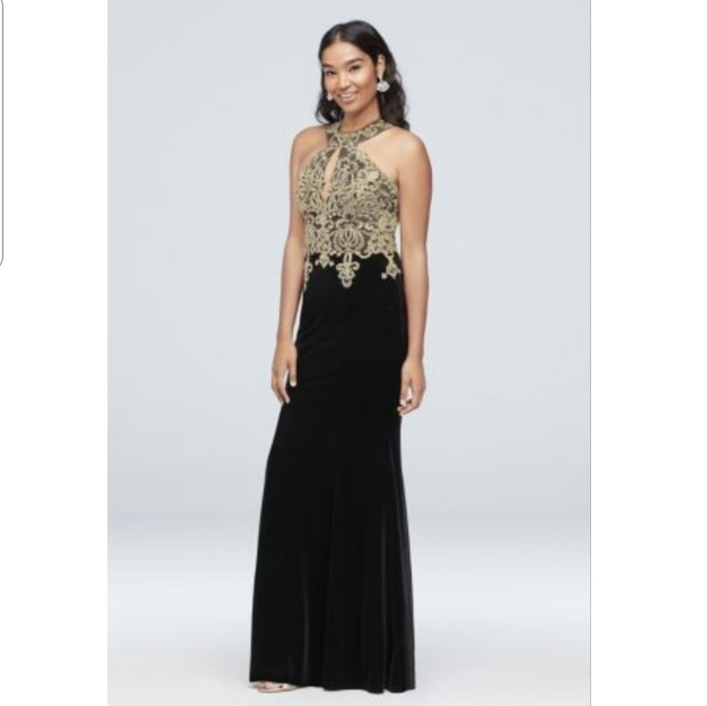 SALE ROUND NECK METALLIC LACE & VELVET HALTER GOWN